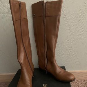 Corso Como brown boots size 5